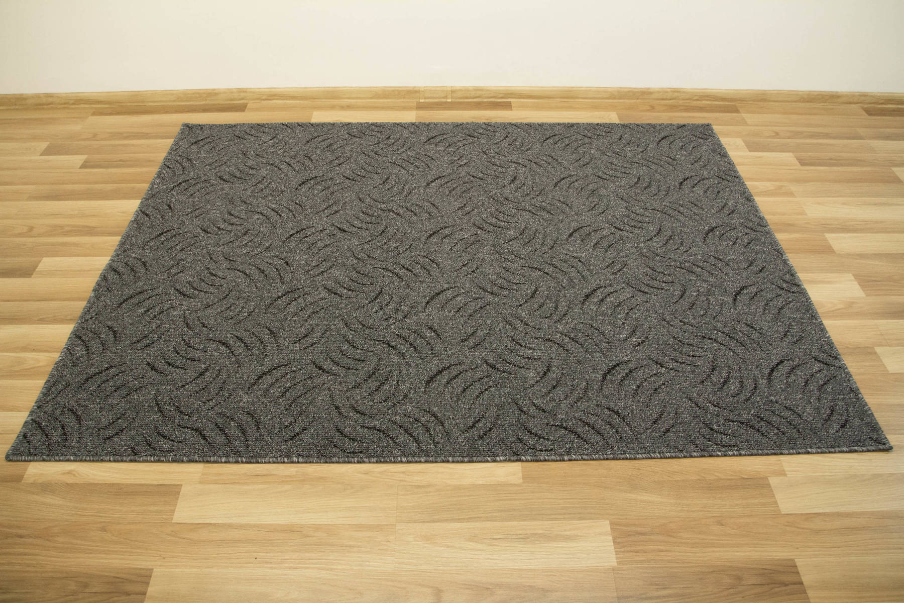 Metrážny koberec Presto 75 sivý/tmavo sivý/čierny