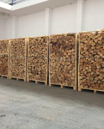 Štiepané drevo bukové 100x100x180 cm