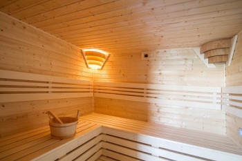 Dřevo na saunu
