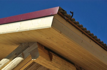 Podbití střechy/altánu/garáže
