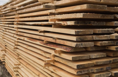 Proč dbáme na sušení dřeva a jak mu to pomůže?