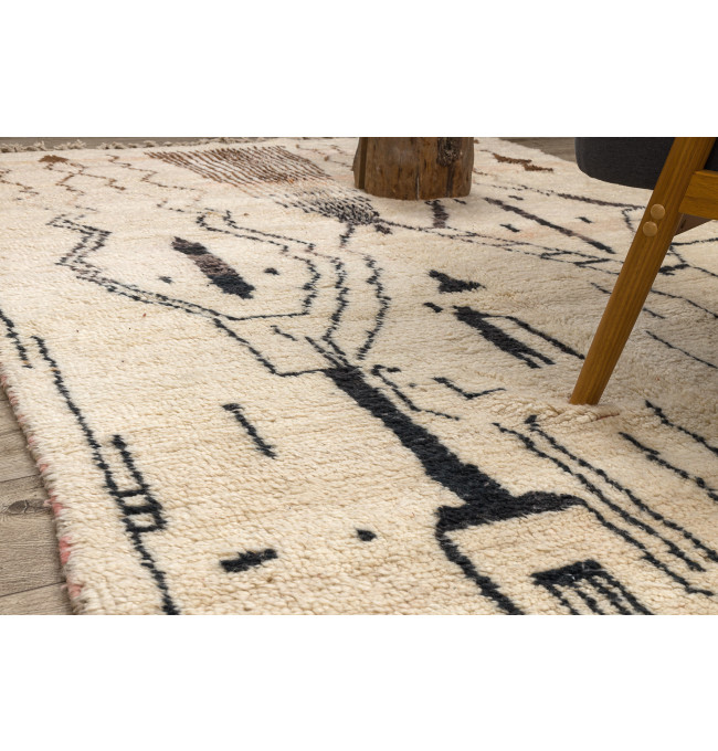 Ručně tkaný vlněný koberec BERBER BJ1077 Boujaad berber Boho, béžový / černý