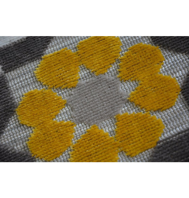 Koberec LISBOA 27206/275 Žluté květy
