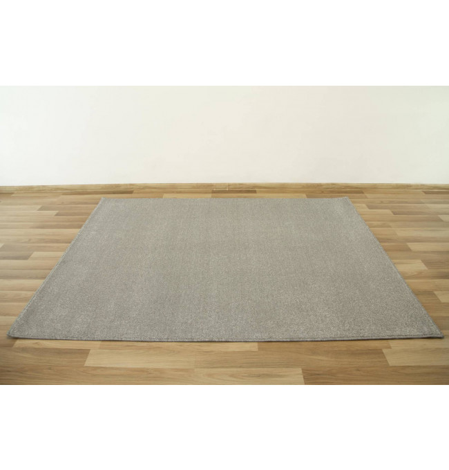 Metrážový koberec Birch 73 popelově šedý