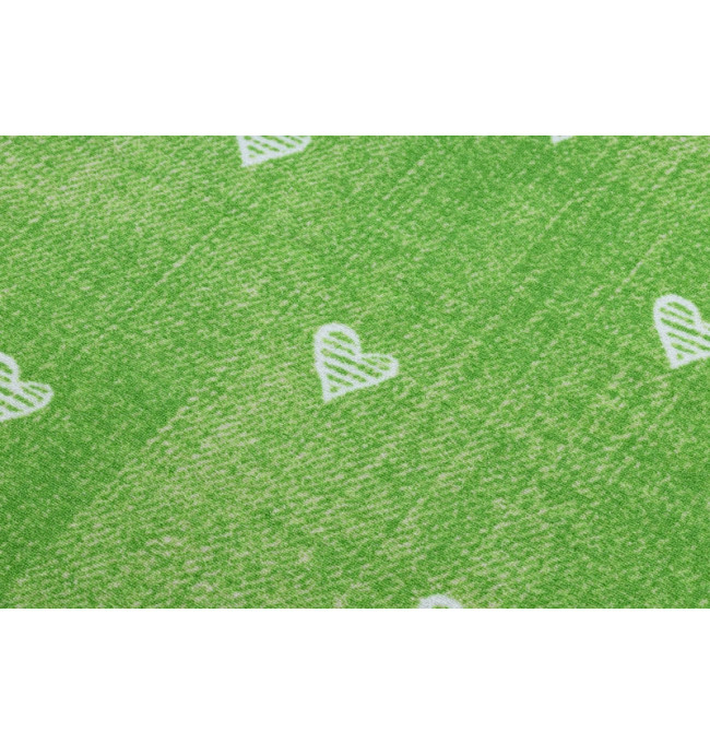 Metrážový koberec HEARTS zelený