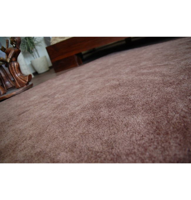 Metrážový koberec SERENADE hnědý