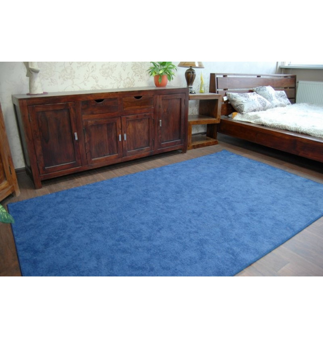 Metrážový koberec SERENADE modrý