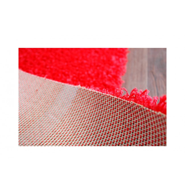 Metrážny koberec SHAGGY červený