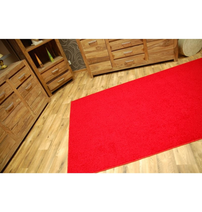 Metrážny koberec SPHINX červený