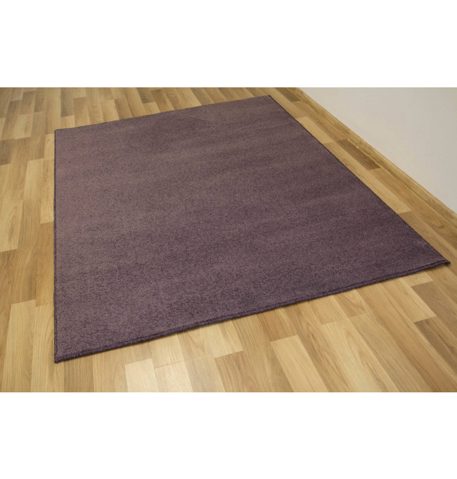 Metrážový koberec Alloa-Cloud 15 fialový