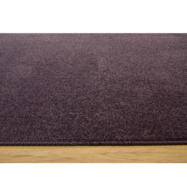 Metrážový koberec Alloa-Cloud 15 fialový