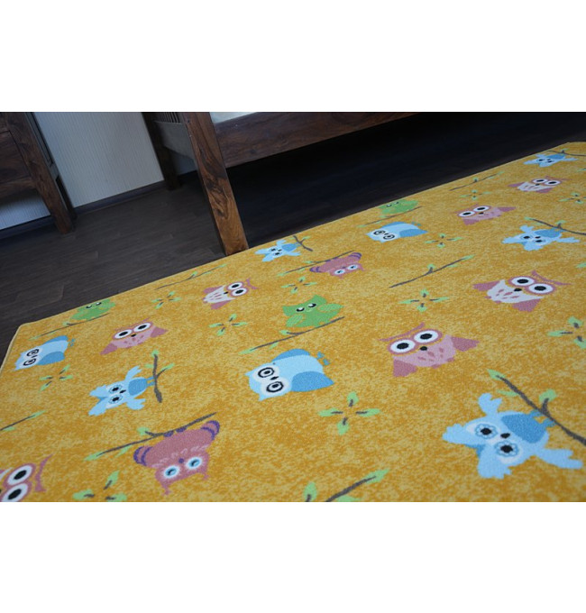 Dětský metrážový koberec OWLS sovičky žlutý