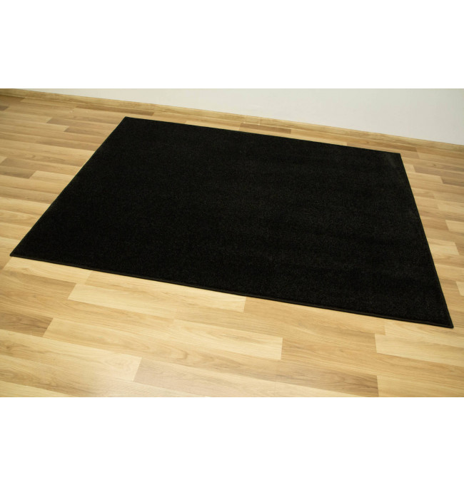 Metrážny koberec Jamaica 78 čierny 