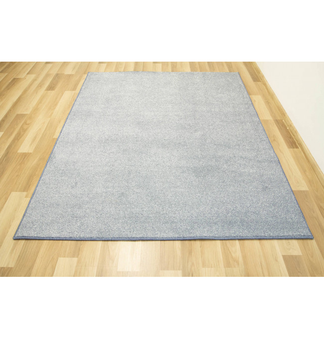 Metrážny koberec Minelli 82 modrý melanž 
