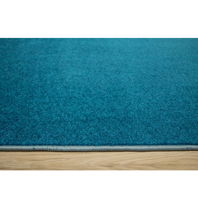 Metrážny koberec Tiffany 183 tyrkysový