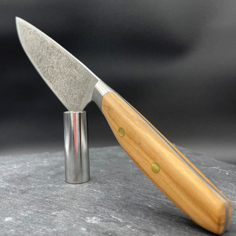 Kuchařský nůž s ozdobným gravírováním čepele Wüsthof Amici 20 cm - Limitovaná edice