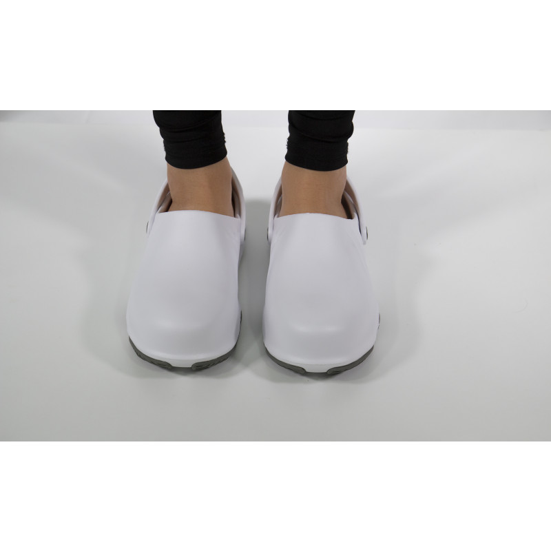 Profesionální pracovní obuv Suecos MAGNUS bílá