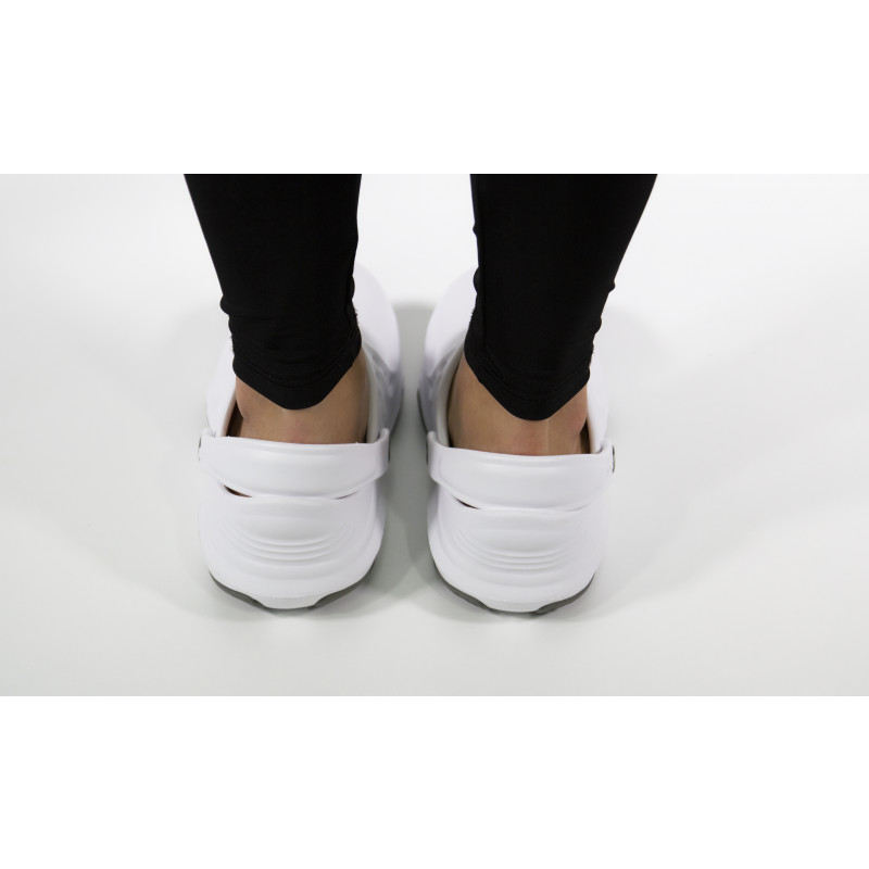 Profesionálna zdravotná obuv Suecos MAGNUS - biela 